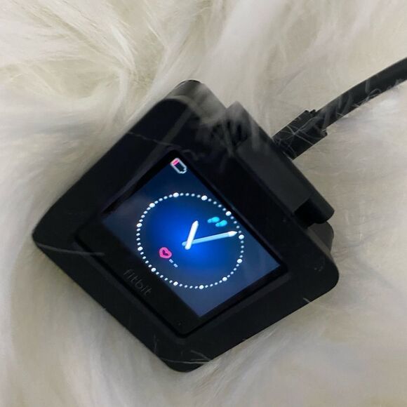 𝅺FITBIT Blaze Smart Watch - Picture 4 of 16